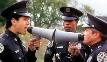 Anuncian el regreso de “Locademia de Policía” a 24 años de la última película