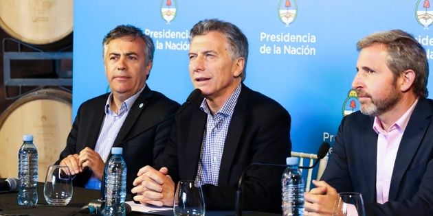 Economistas aseguran que Argentina se prepara para enfrentar "la peor recesión desde 2001"