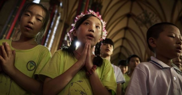 El histórico acuerdo entre China y el Vaticano que algunos sacerdotes consideran una “traición”
