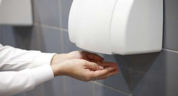 Esta es la razón por la cual científicos llaman a no usar secador de manos