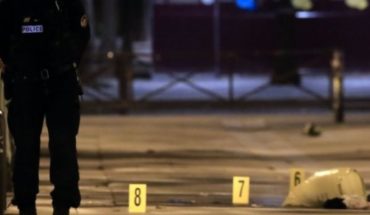 Francia: atacante con puñal deja siete heridos en París