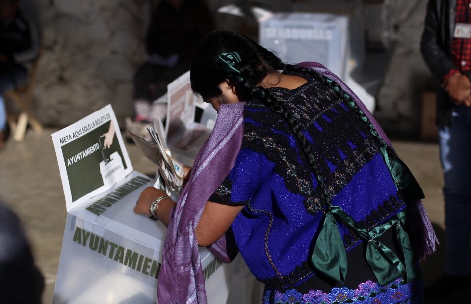 Investigan renuncia de 30 regidoras y diputadas en Chiapas