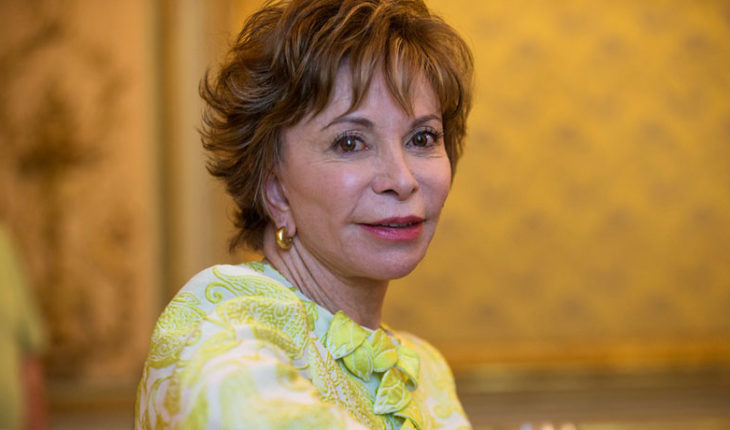 Isabel Allende recibió Premio Nacional Honorario en EE.UU.