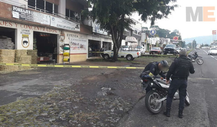 Ladrones balean a conductor y lo despojan de su vehículo en Uruapan, Michoacán