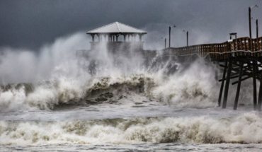 "Lo peor de la tormenta no ha llegado"; huracán Florence toca tierra