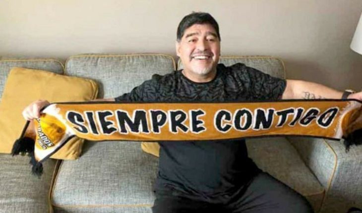 Maradona llega a Sinaloa para afrontar el reto con Dorados