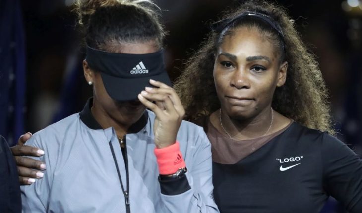 Naomi Osaka obtuvo un amargo triunfo en el US Open gracias a una alterada Serena Williams