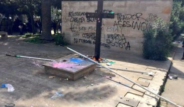 Oposición criticó ataques a tumba de Jaime Guzmán: “Esas personas son totalmente ajenas a la memoria del 11 de septiembre”