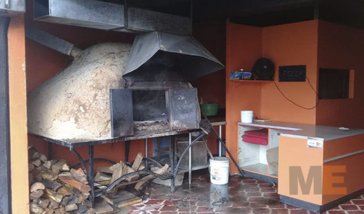 Se registra incendio por tercera ocasión en pizzería de la colonia Prados Verdes en Morelia, Michoacán