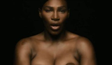 Serena Williams cantó desnuda para una campaña contra el cáncer de mama