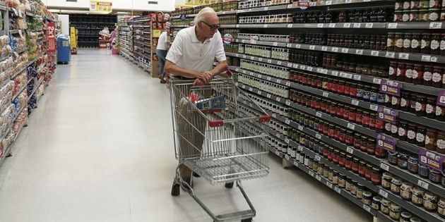 Suben un 15% los precios en supermercados y mayoristas: estiman que el salto fuerte será en octubre