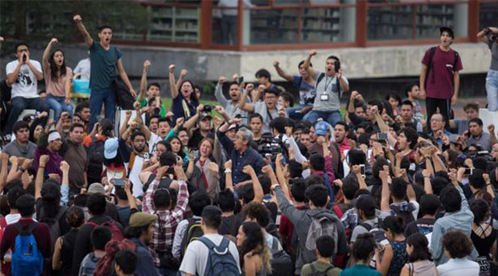 Tras ataque de porros a estudiantes del CCH, 32 planteles de la UNAM se van a paro