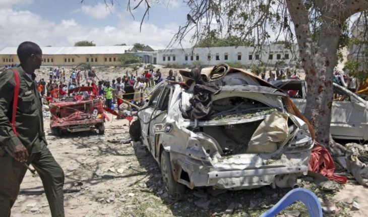 Un coche bomba mata a al menos 6 en la capital de Somalia