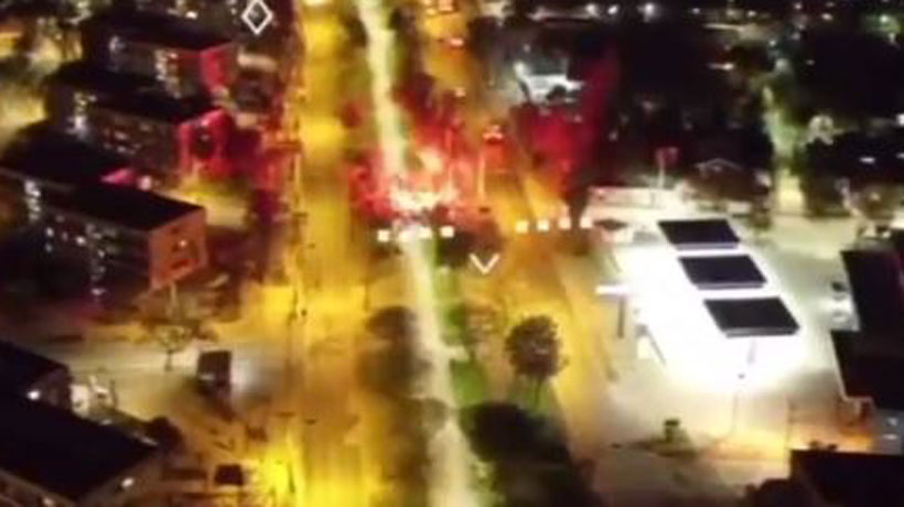 [VIDEO] 11 de septiembre: dron de Carabineros fue atacado con bengalas en Villa Francia