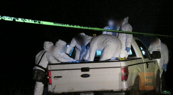 Abandonan en una camioneta el cuerpo de un hombre con impactos de bala en Morelia