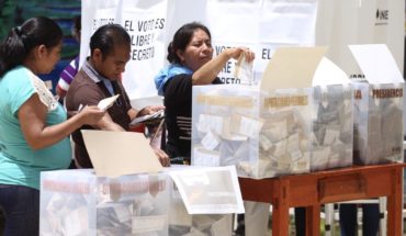translated from Spanish: Anulan elecciones en Huimilpan y Querétaro
