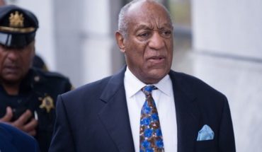 translated from Spanish: Bill Cosby oirá la lectura de su sentencia por abuso sexual