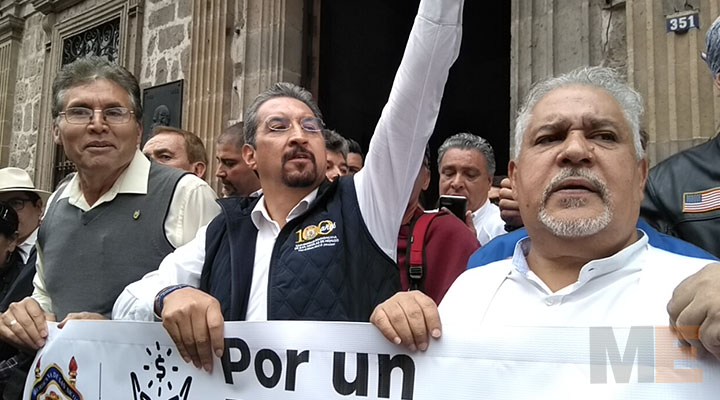 Cuts the Universidad Michoacana choke: Medardo Serna