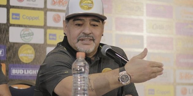 Diego Maradona: "take this responsibility as who has a child in her arms"