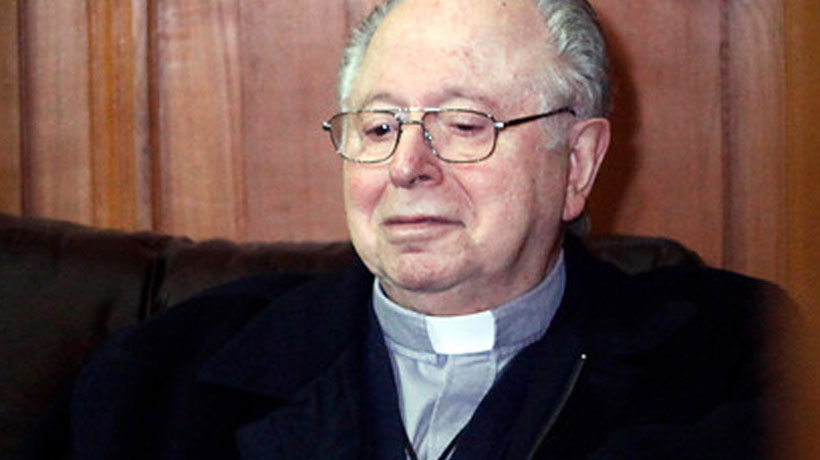 El Vaticano anunció la expulsión del sacerdocio de Fernando Karadima