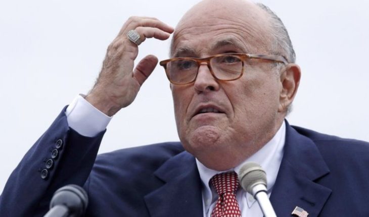 translated from Spanish: Giuliani: Trump will not respond nothing clogging Mueller