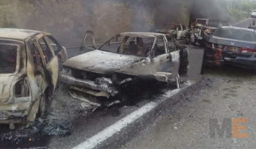 translated from Spanish: Official dead, two injured and vehicles burned following shooting between police and criminals in Guerrero