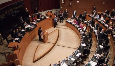 translated from Spanish: Oposición critica que cuenta oficial del Senado presuma cuarta transformación de AMLO