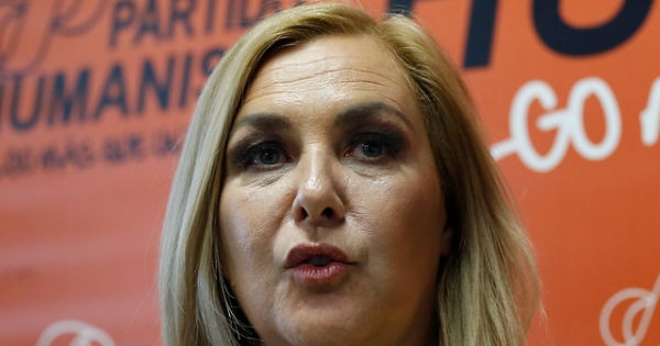 Pamela Jiles renounced family Commission penalty after incident with Urrutia
