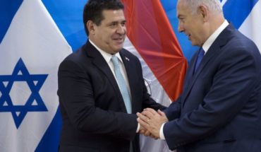 translated from Spanish: Paraguay announces that its Embassy returns to Tel Aviv