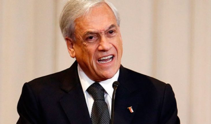 translated from Spanish: Piñera responde a invitación de diálogo de Morales: “Los países honorables honran los tratados que firman”