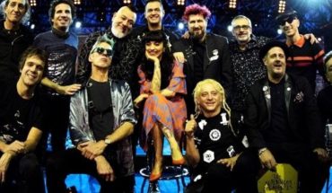 translated from Spanish: The decadent authentic beat the launch of their MTV Unplugged