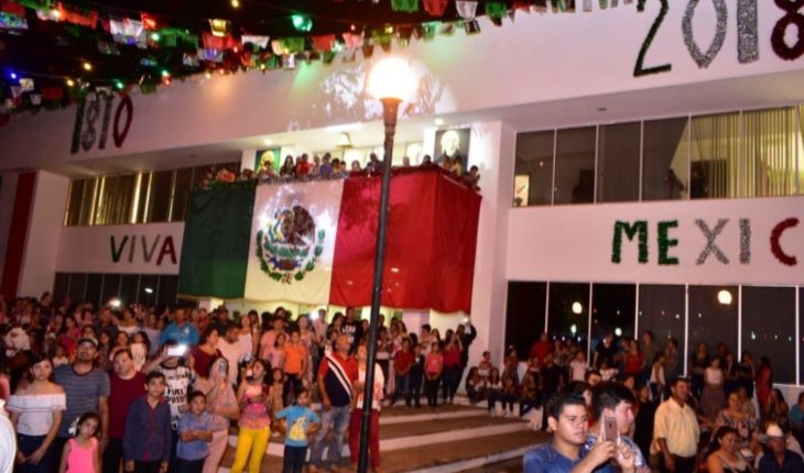 “¡Viva México!”, grita Chenel Valenzuela en Angostura