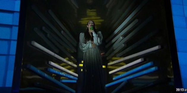 Ángela Torres emocionó cantando el himno en la inauguración de los Juegos Olímpicos de la Juventud