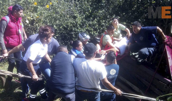 Accidente vehicular deja a una mujer herida en Zitácuaro, Michoacán