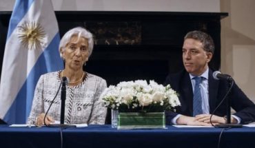 Argentina recibe 5,6 millones de dólares del acuerdo con el FMI