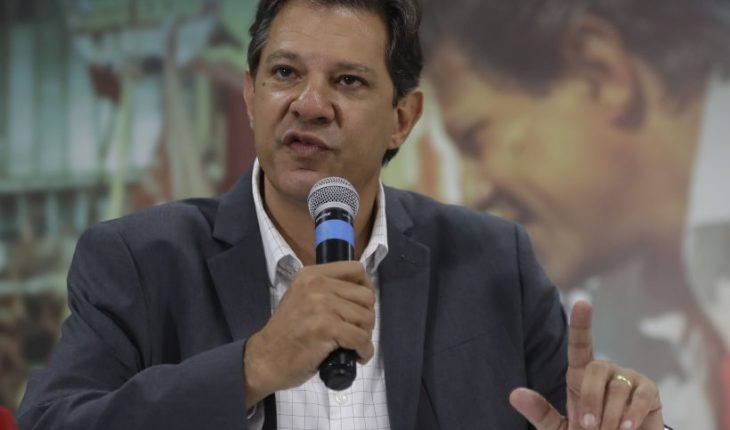 Brasil: Haddad acusó a Bolsonaro de invertir millones en “fake news”