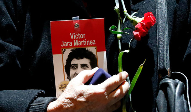 Camilo Salinas musicalizó capítulo de “Remastered” de Netflix dedicado a Víctor Jara