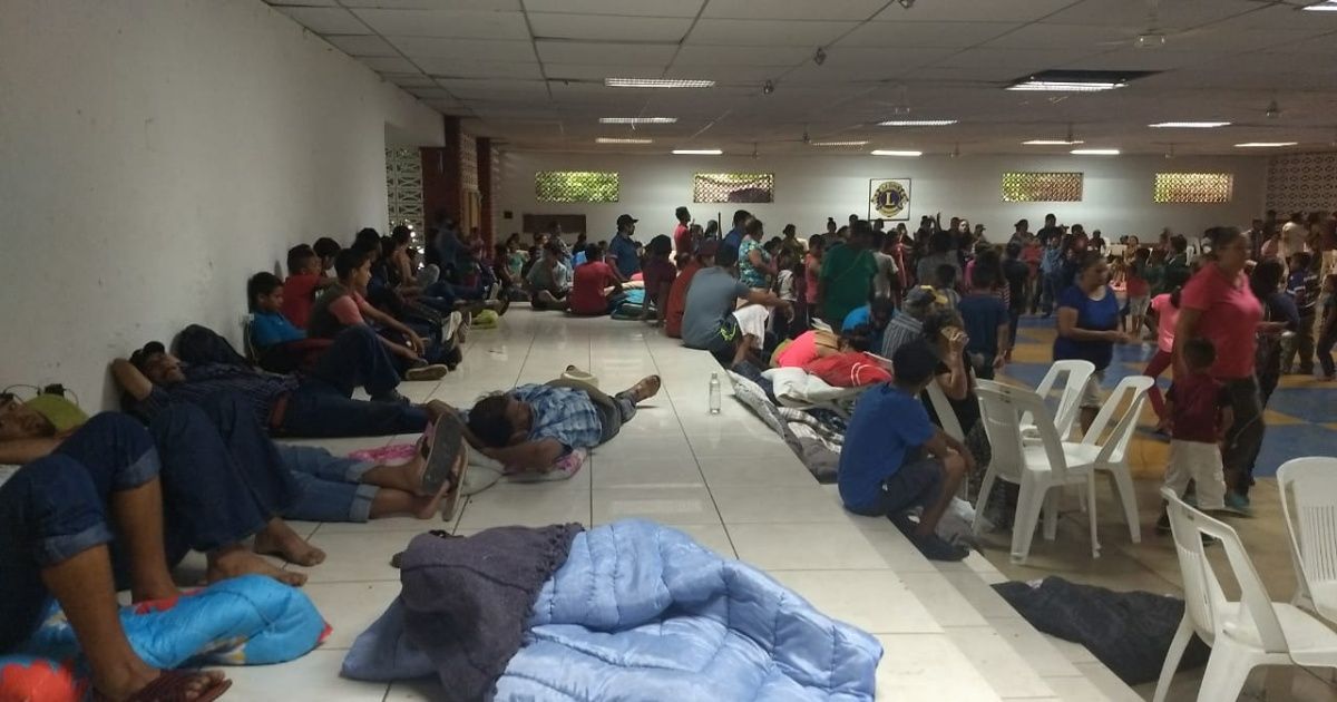 Cientos de personas acuden a los albergues de El Rosario