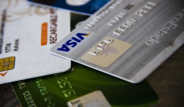 FNE investigará posibles faltas a la libre competencia en tarjetas de crédito