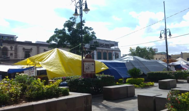 Por festivales, Canaco exige al Ayuntamiento de Morelia, aplicar la ley y retirar comerciantes de la Plaza Ocampo