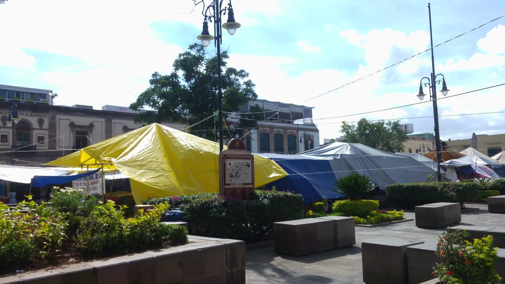 Por festivales, Canaco exige al Ayuntamiento de Morelia, aplicar la ley y retirar comerciantes de la Plaza Ocampo