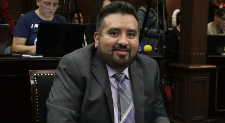 Prioritario fortalecer la UMNSH, antes de crear más universidades: Erik Juárez