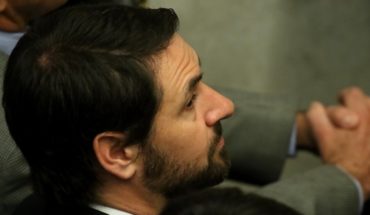 Revés para el ex administrador electoral de Piñera: niegan sobreseimiento a Santiago Valdés en caso Penta