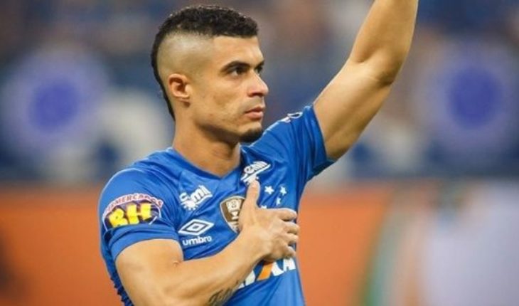 Siguen las cargadas: la biografía de Egídio de Cruzeiro editada por los hinchas