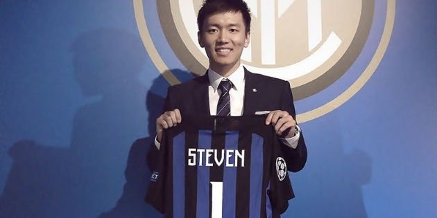 Tiene 26 años y es el nuevo presidente de Inter de Milán: así se presenta Steven Zhang