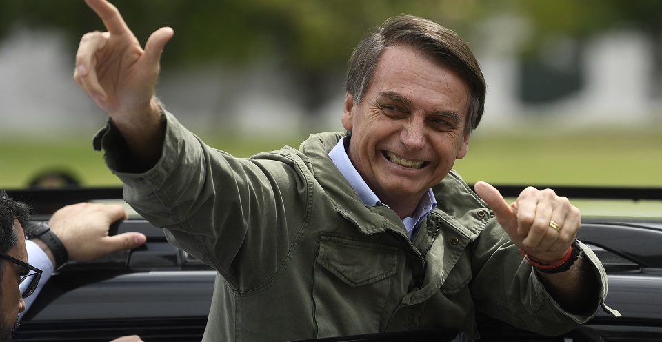 Ultraderechista Bolsonaro gana segunda vuelta en Brasil
