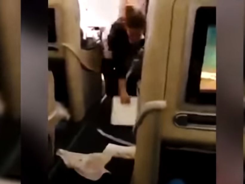 [VIDEO] Fuerte turbulencia dejó 15 heridos en vuelo de aerolínea argentina