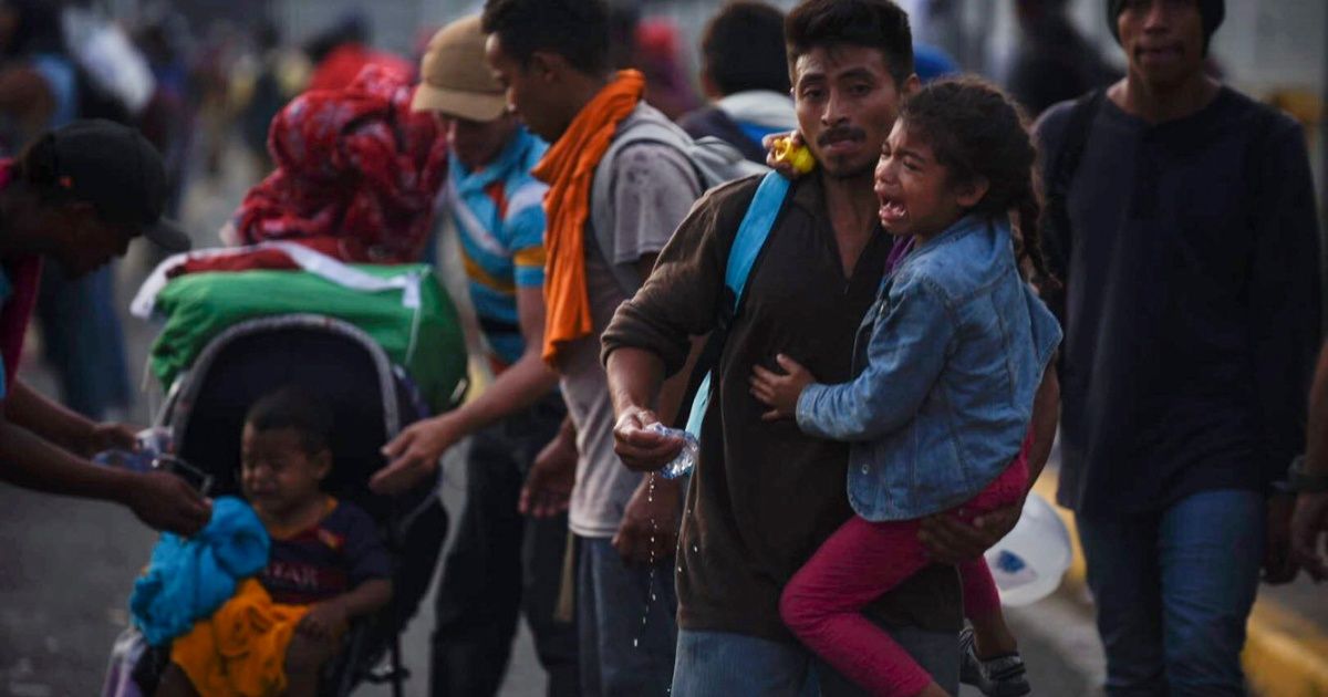 "¡Nuestras Fuerzas Armadas los están esperando!": Trump a migrantes