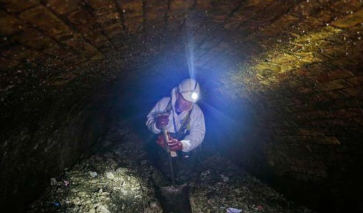 translated from Spanish: An employee of the sewer system of NY WINS 540 thousand dollars a year