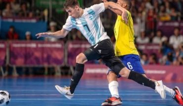 translated from Spanish: Argentina perdió ante Brasil en futsal y ahora va por el bronce